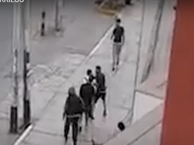 Chorrillos: delincuentes asaltan a joven y se llevan hasta su polo