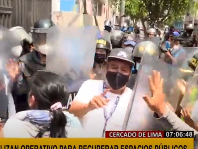 Cercado de Lima: violento enfrentamiento durante operativo para recuperar espacios pÃºblicos