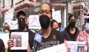 Peruanos y extranjeros denuncian que fueron estafados por empresa de envíos de encomiendas