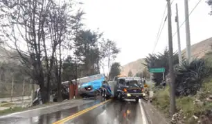 Triple choque en Junín: dos buses interprovinciales impactan contra camión cisterna