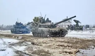 Rusia anuncia retiro de algunas tropas de su frontera con Ucrania tras maniobras militares