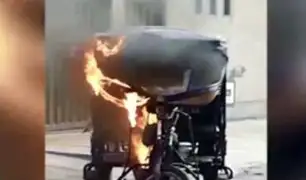 El Agustino: vecinos queman mototaxi de delincuente