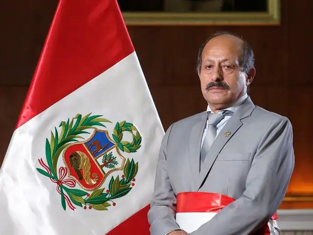 Héctor Valer Pinto juró como nuevo presidente del Consejo de Ministros