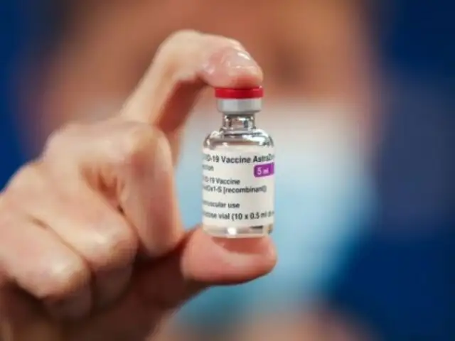Más de un millón de vacunas AstraZeneca estarían por vencer, según viceministro de Prestaciones de Salud