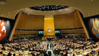 Asamblea General de la ONU condena invasión rusa en Ucrania y "exige" cesar la guerra