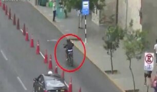 Cercado de Lima: capturan a delincuente en moto tras perseguirlo por varias cuadras