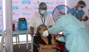 Essalud inicia campaña de vacunación territorial en Lima y Callao