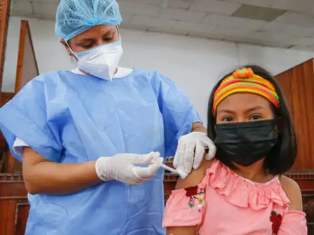 COVID-19: aplican tercera dosis de vacuna a menores entre 5 a 11 años en Chimbote