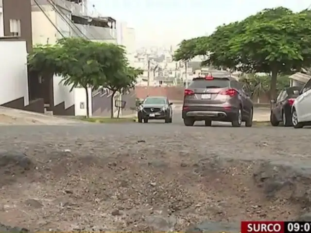 Surco: vecinos de Las Casuarinas reclaman reparación de pistas llenas de forados