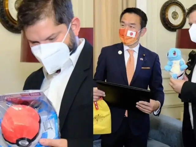 Ministro japonés le regala un pokemón al presidente electo de Chile en toma de mando
