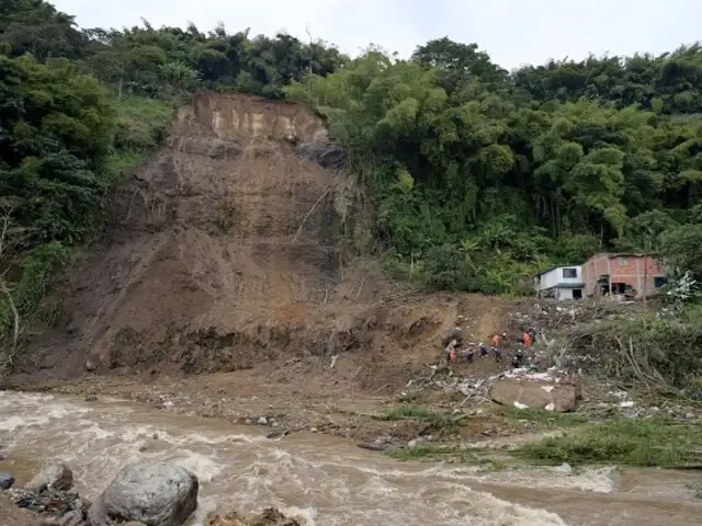 Puno: Deslizamientos por fuertes lluvias dejan alrededor de 50 familias afectadas