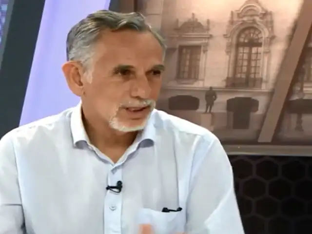 Pedro Francke critica al Ejecutivo por no observar  nuevo retiro de AFP: "Está sometido al Congreso"