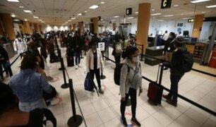 Gobierno aprueba eliminar distanciamiento social obligatorio en aeropuertos del Perú