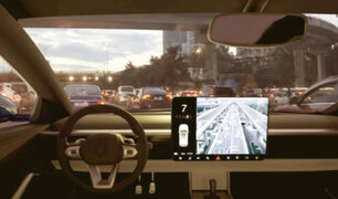Taxis conducidos por robots: Elon Musk apunta a producir vehículos autónomos