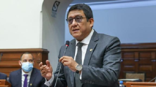 Ventura criticó el pedido de Castillo para que le adelanten las preguntas de la fiscalía
