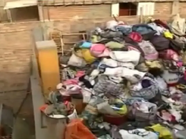 Los Olivos: Casa abandonada se convierte en basurero e incomoda a vecinos