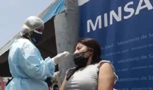 Covid-19: puntos de vacunación seguirán atendiendo durante Navidad en Lima y Callao