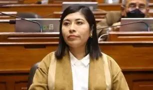 Betssy Chávez: "¿Dónde está la Fiscal de la Nación cuando salen audios que resquebrajan el Estado de derecho?"