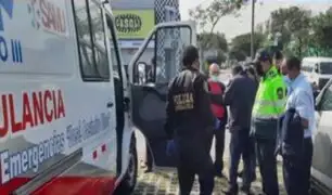 Miraflores: delincuentes desmantelan dos ambulancias usadas para trasladar pacientes
