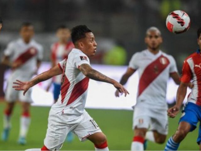 FIFA multó a la selección peruana tras el último partido ante Paraguay