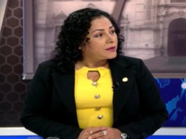 Karol Paredes: “Dina Boluarte debería dejar el cargo de ministra”