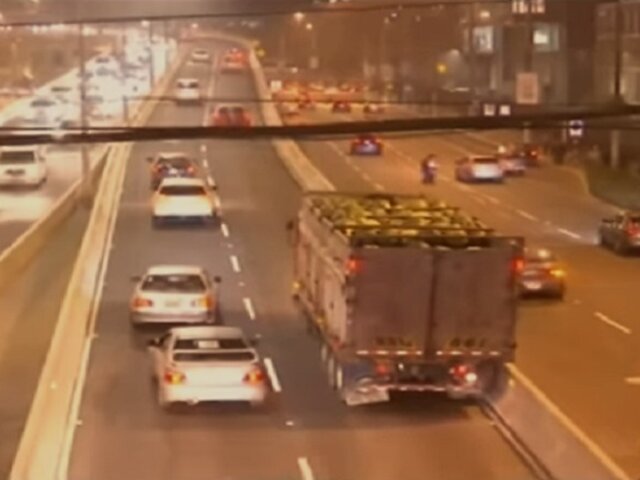 Óvalo Monitor: Pese a prohibición, camión ingresó a bypass y generó tráfico
