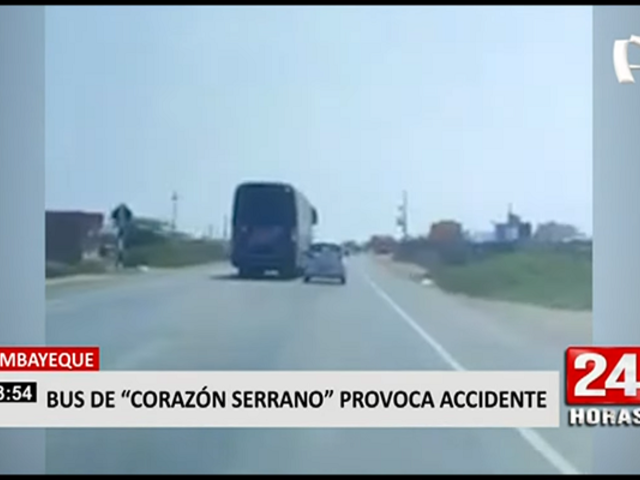 Lambayeque: Bus de 'Corazón Serrano' provoca accidente automovilístico