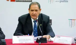 Ministro de Defensa respecto a presidente Castillo: “Yo no pongo las manos al fuego ni por mí”