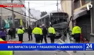 Miraflores: Bus impacta con vivienda y pasajeros terminan heridos