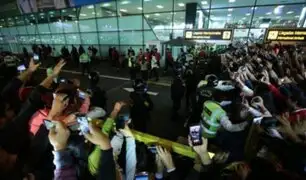 Incondicionales pese al 'trago amargo': selección peruana recibió ovación en aeropuerto de Lima