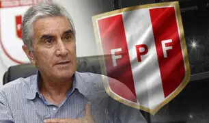 Juan Carlos Oblitas: FPF evalúa su continuidad como director deportivo