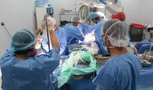 Con exitosos trasplantes renales, médicos salvan vida de madre y adulto mayor