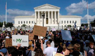 EEUU: multitudinarias protestas en decenas de ciudades contra la ilegalización del aborto