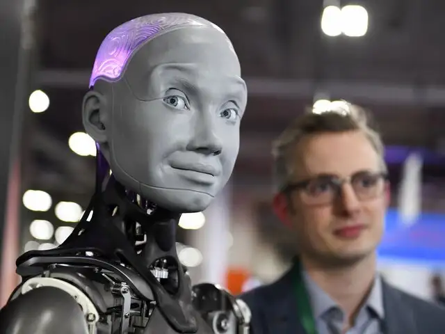 Idénticos a un humano: Crean piel humana viva para revestir a los robots