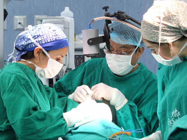 EsSalud realizó más de 107 mil cirugías en lo que va del año a nivel nacional