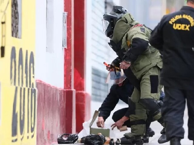 Trujillo: Encuentran 12 artefactos explosivos en el techo de un colegio