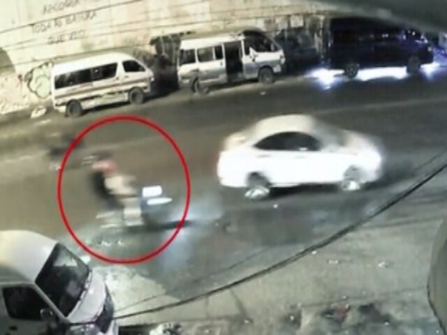El Agustino: presuntos sicarios atacan a balazos a pareja que viajaba en motocicleta