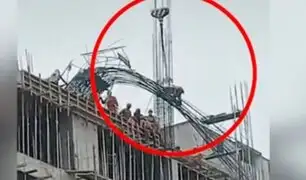 ¡Se salvó de morir! Obrero se abraza a fierros para evitar caída de 30 metros en Comas