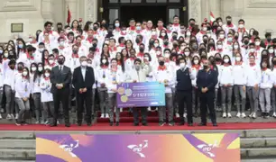 Gobierno entrega incentivos a deportistas que ganaron medallas en los Juegos Bolivarianos 2022