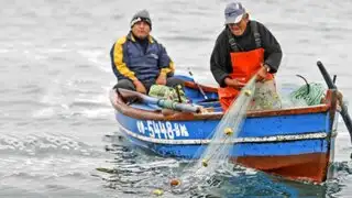 Pescadores claman ante el congreso por Ley General de Pesca