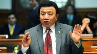 Congresista Enrique Wong: “Miles de funcionarios ganan más que nosotros”