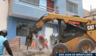 Municipio de SJM destruye muro informal que impedía paso peatonal