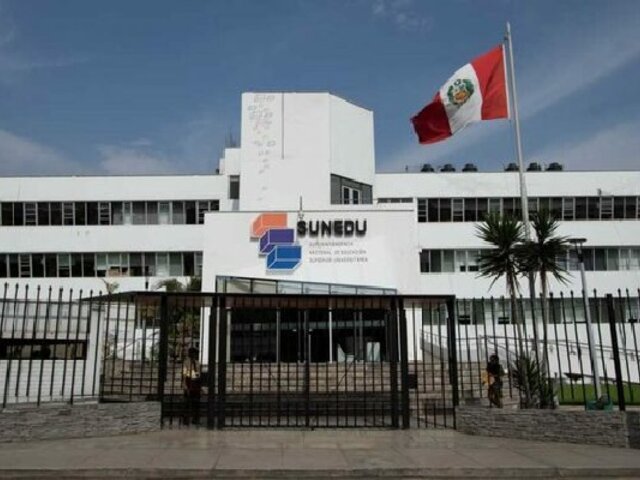 SUNEDU evalúa la actuación de la UCV en la investigación sobre tesis del presidente Castillo y su esposa