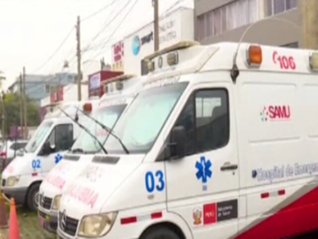 Miraflores: ambulancias desmanteladas por ladrones hace dos meses siguen sin funcionar