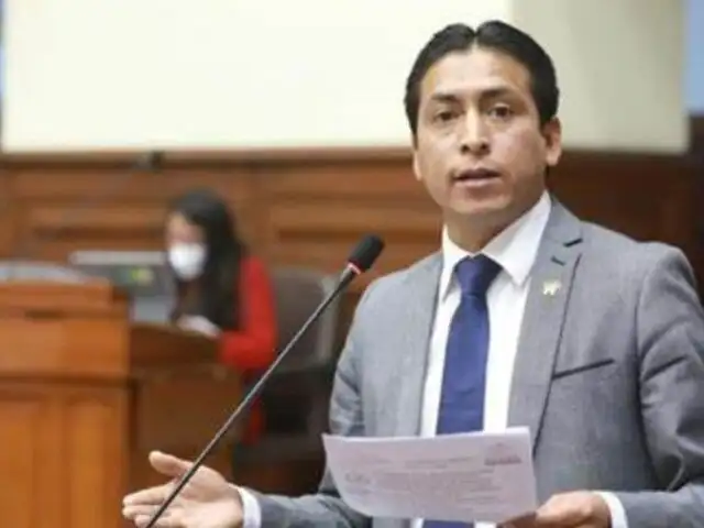 Freddy Díaz: congresista puede continuar con sus labores pese a denuncia por violación