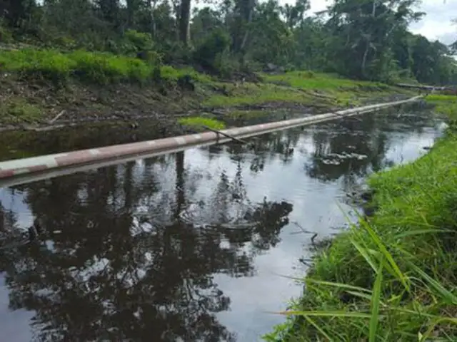 Oleoducto Norperuano: fisura de una tubería provoca derrame de petróleo en el río Wawico