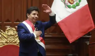 Pedro Castillo pide permiso al Congreso para asistir a transmisión de mando de Gustavo Petro en Colombia