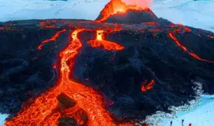 Islandia: Volcán entra en erupción en la península de Reykjanes