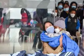 Joven escolar dona más de 700 abrigos a niños con cáncer ante ola de friaje