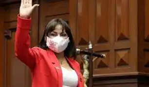 Congreso se sigue dividiendo: Kira Alcarraz renuncia a Somos Perú, tras ingreso de Esdras Medina